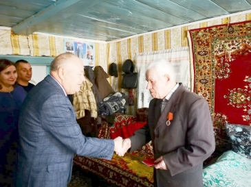 Старейшина округи