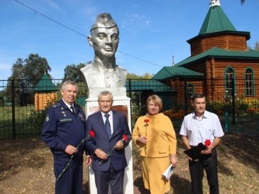 Помним, чтим, свято храним