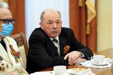 vstrecha-s-glavoy-_17