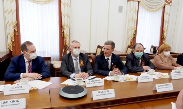 vstrecha-s-glavoy-_9